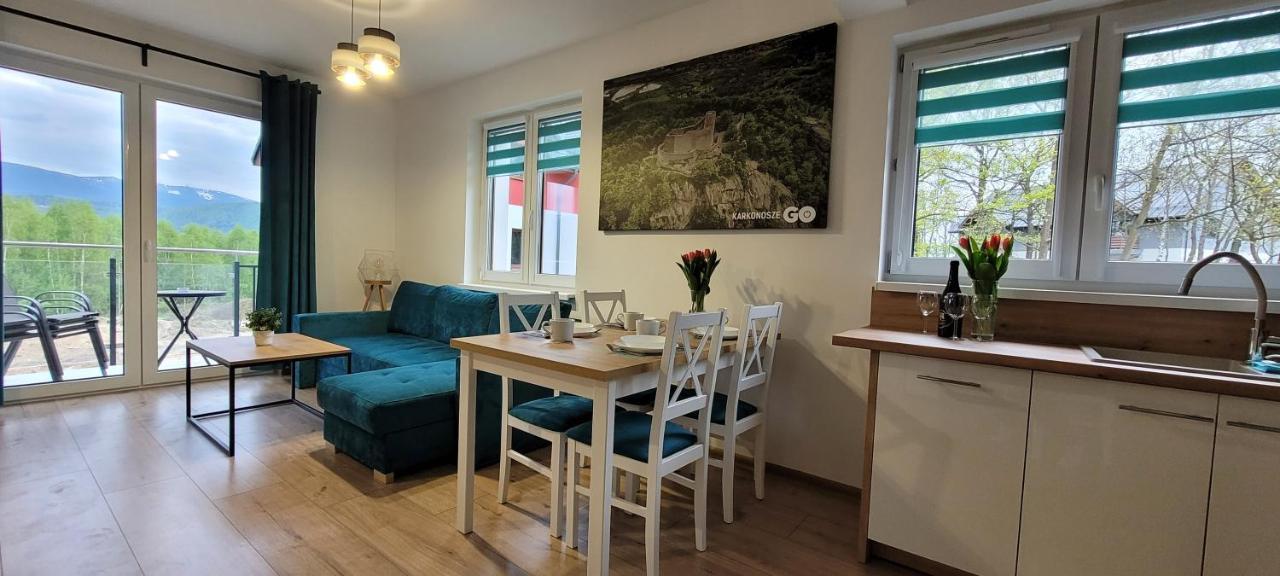 Kolorowe Cieplice - Apartamenty Z Widokiem Na Karkonosze Jelenia Gora Dış mekan fotoğraf