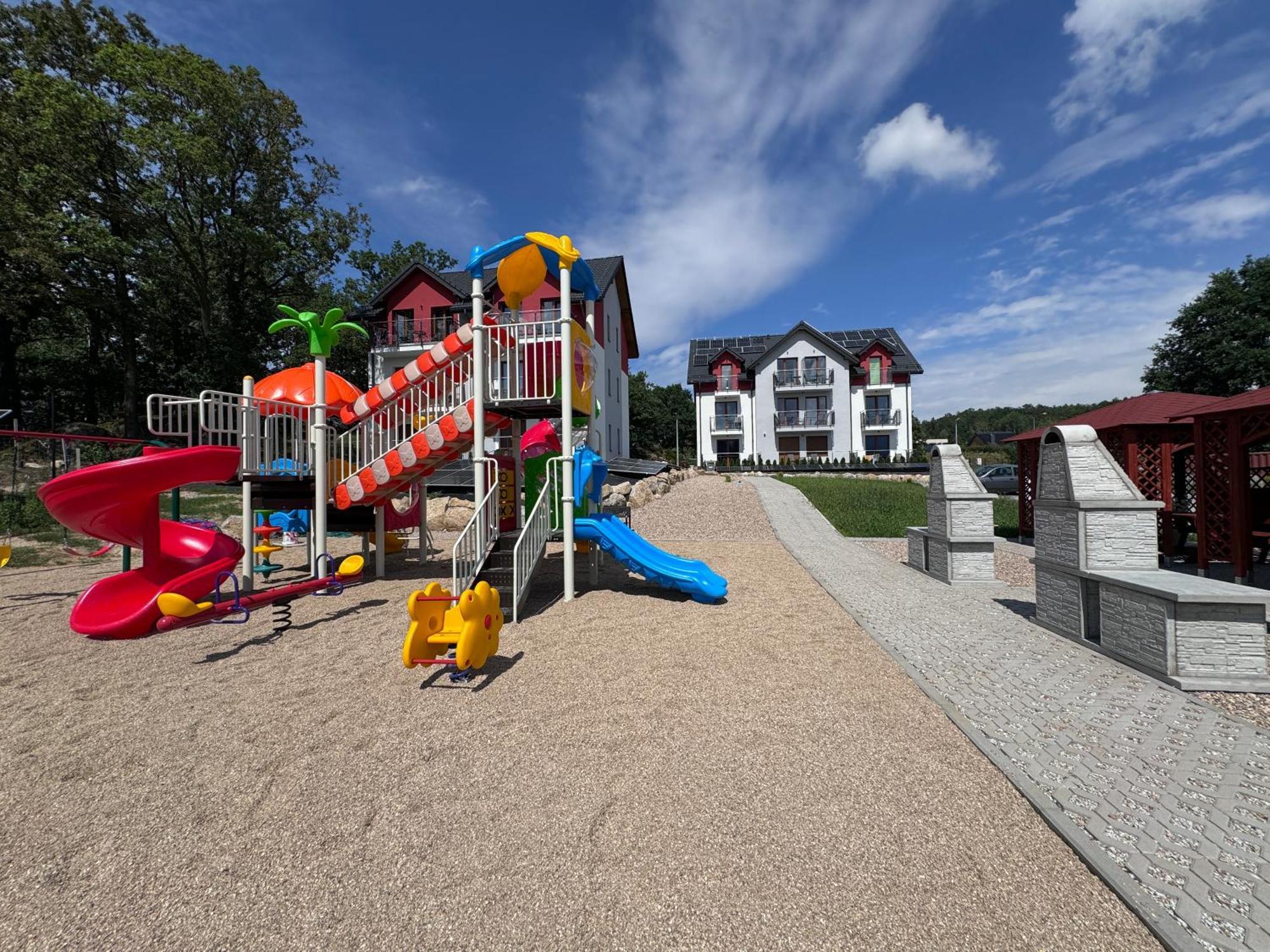 Kolorowe Cieplice - Apartamenty Z Widokiem Na Karkonosze Jelenia Gora Dış mekan fotoğraf